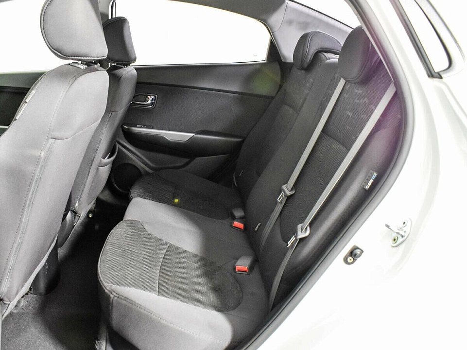 Kia Rio 6-speed III, фото №6