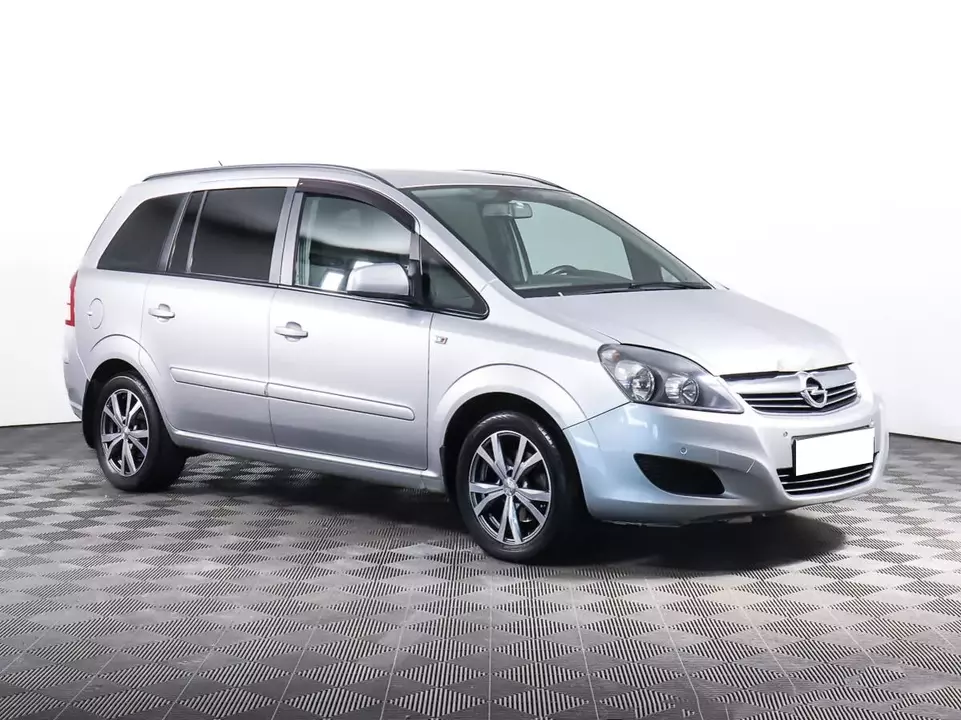 Opel Zafira, фото №3