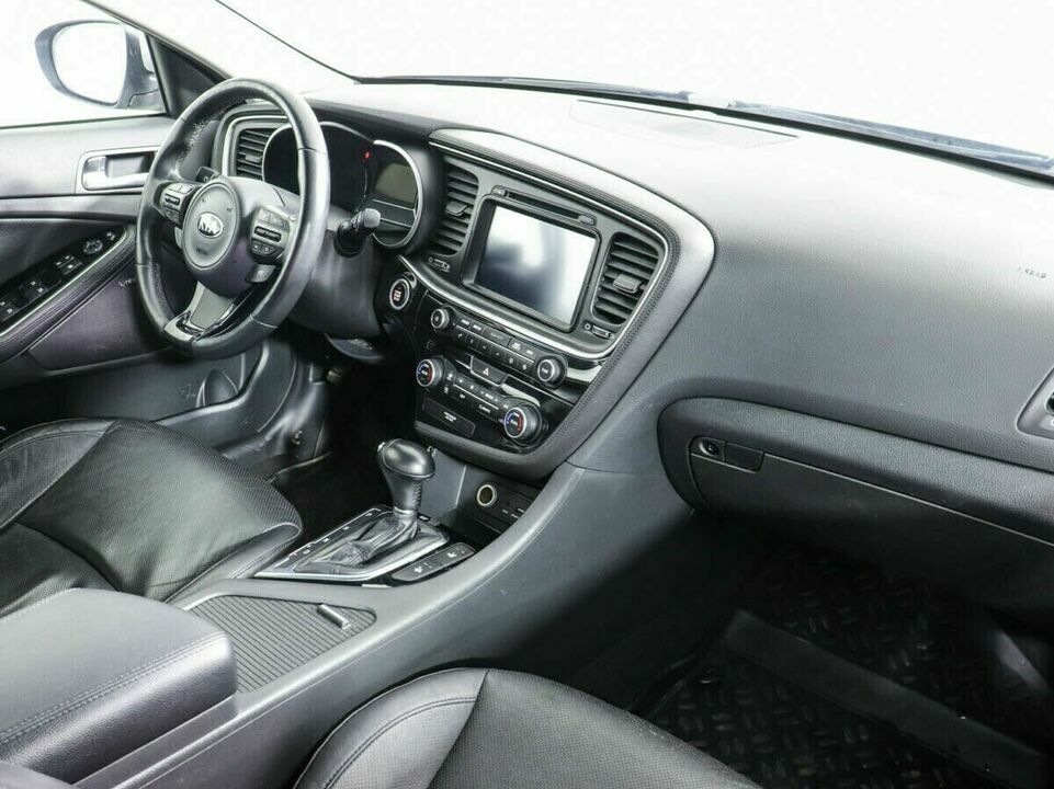 Kia Optima III Рестайлинг, фото №9