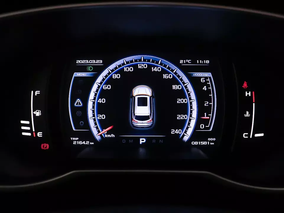 Geely Atlas, фото №16