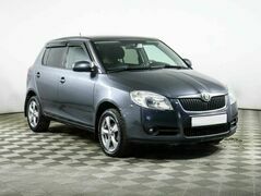 Skoda Fabia 1.6 Автомат, фото №2