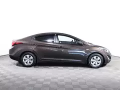 Hyundai Elantra, фото №4