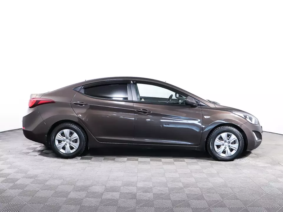 Hyundai Elantra, фото №4