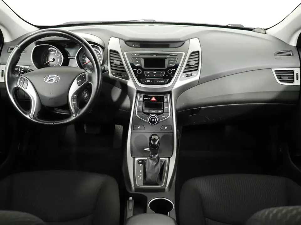 Hyundai Elantra, фото №10