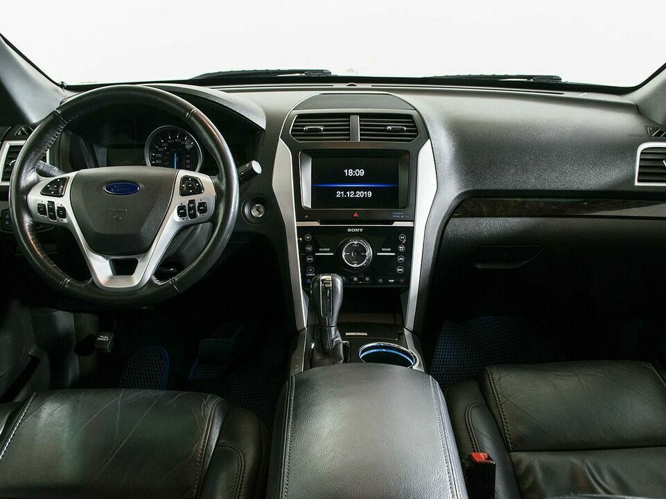 Ford Explorer, фото №10