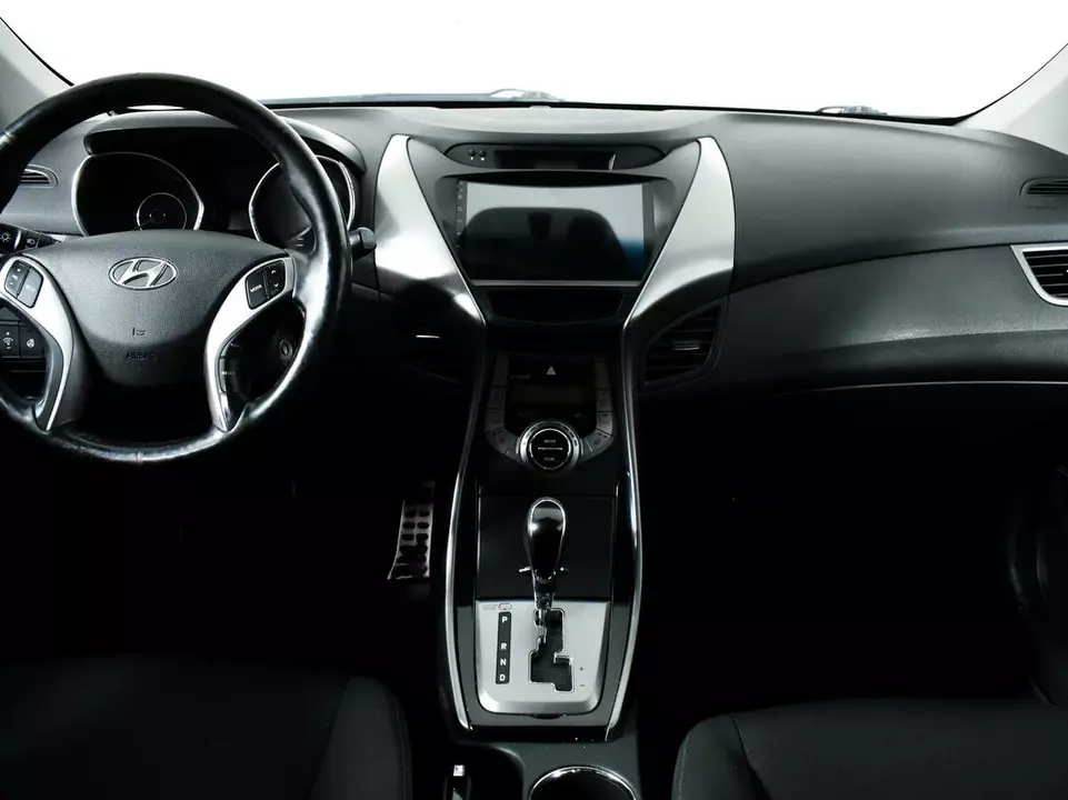 Hyundai Elantra, фото №11