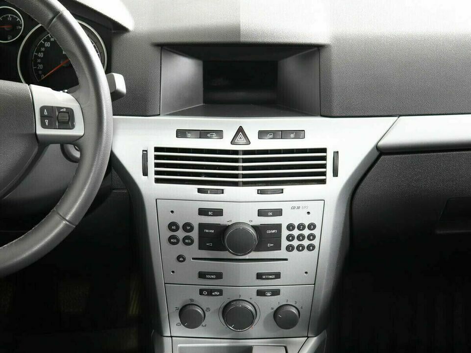 Opel Astra H Рестайлинг, фото №8