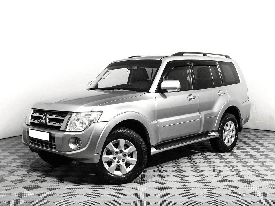 Mitsubishi Pajero IV, фото №1