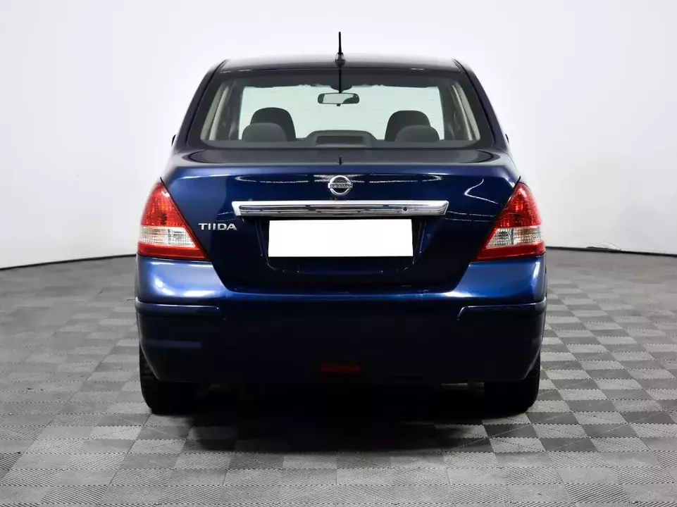 Nissan Tiida, фото №6