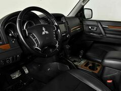 Mitsubishi Pajero IV, фото №5