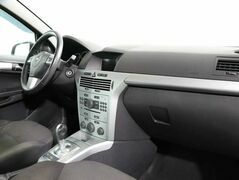 Opel Astra H Рестайлинг, фото №7