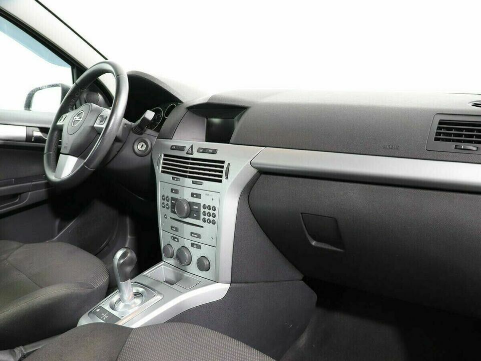Opel Astra H Рестайлинг, фото №7