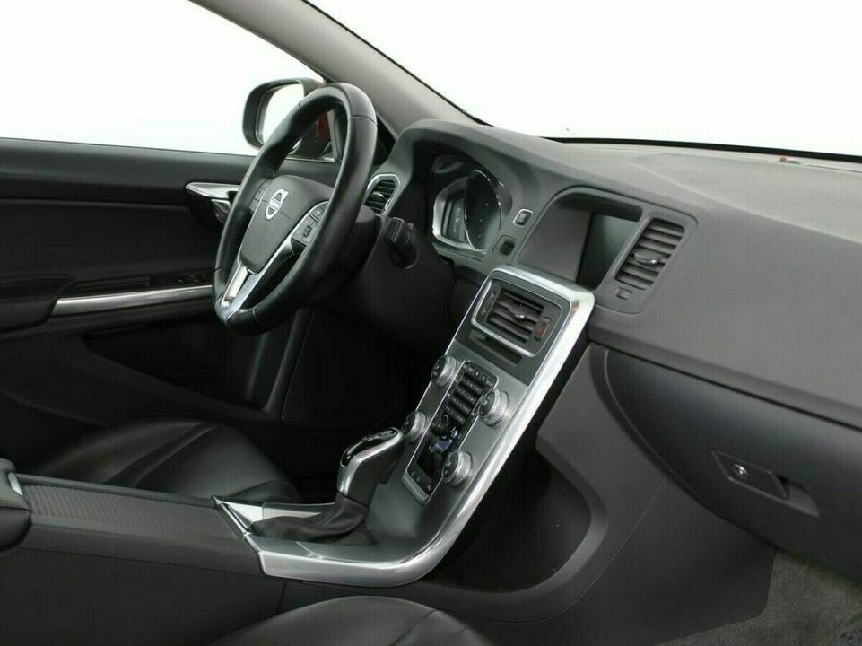 Volvo S60 II Рестайлинг, фото №5