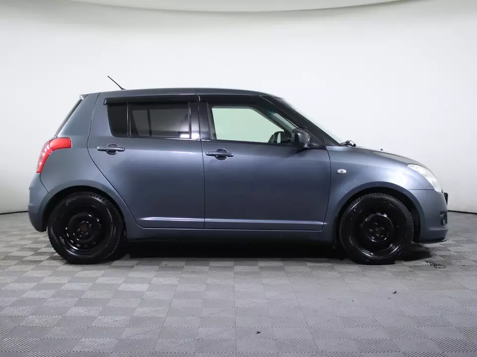 Suzuki Swift, фото №4