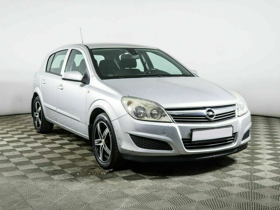 Opel Astra H Рестайлинг, фото №2