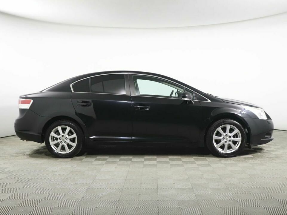 Toyota Avensis, фото №3