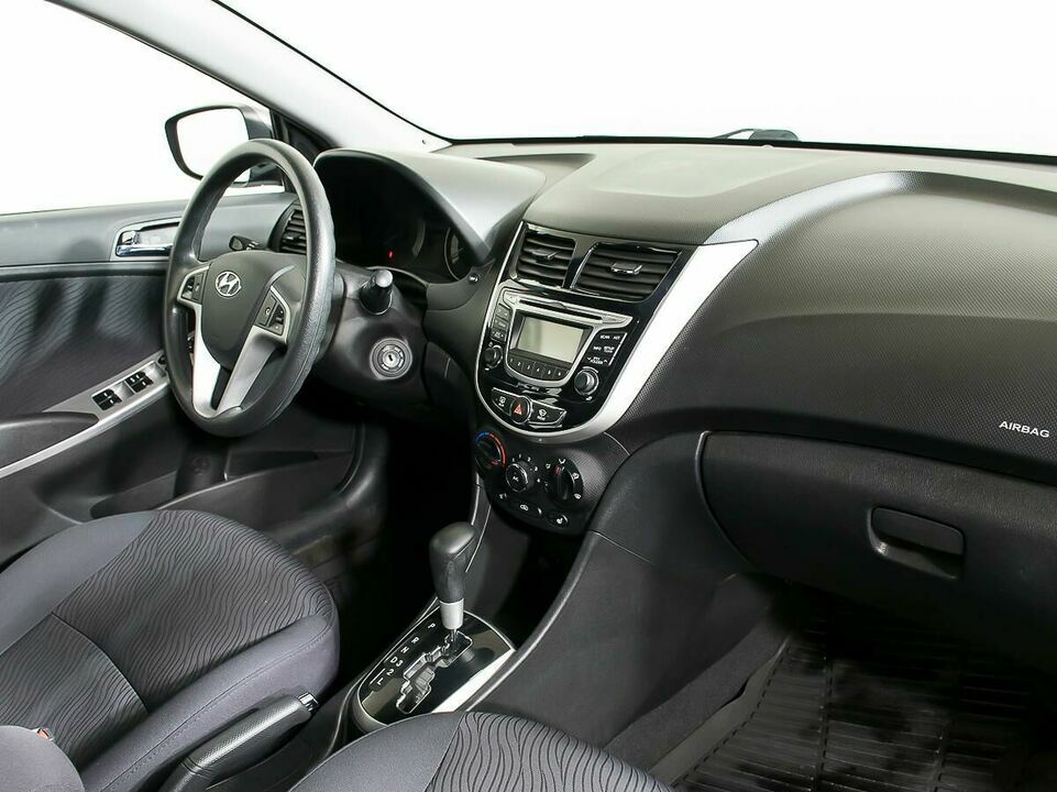 Hyundai Solaris, фото №11