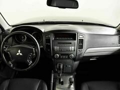 Mitsubishi Pajero IV, фото №6