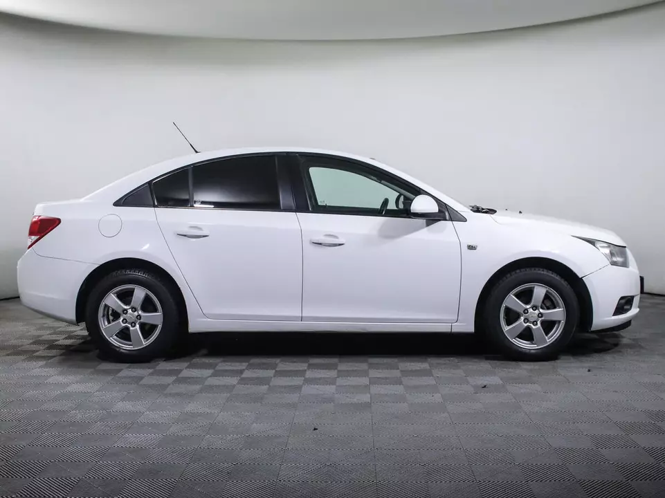 Chevrolet Cruze, фото №4