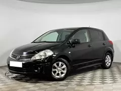 Nissan Tiida, фото №1