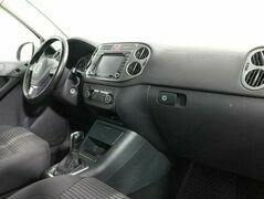 Volkswagen Tiguan 2.0 Автомат, фото №9