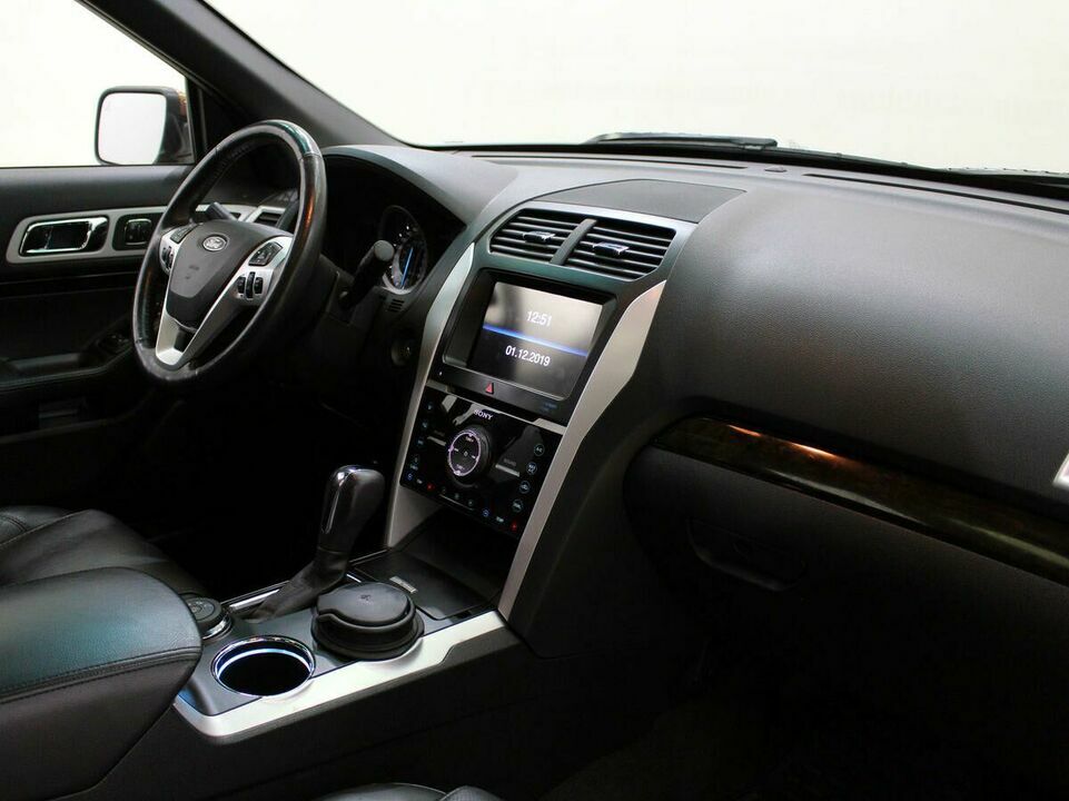 Ford Explorer, фото №6