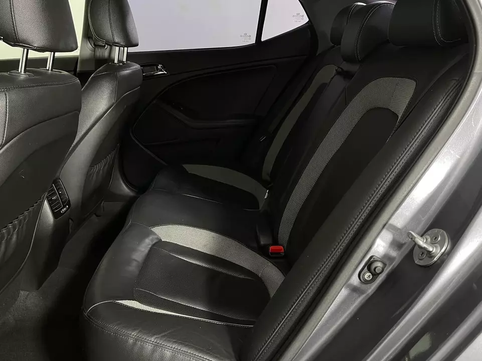 Kia Optima, фото №10
