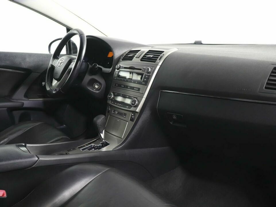 Toyota Avensis, фото №6