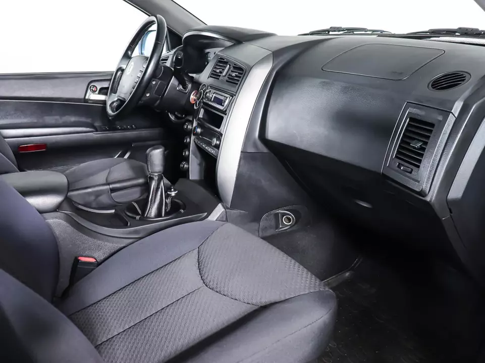 SsangYong Kyron, фото №11