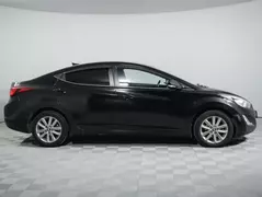 Hyundai Elantra, фото №4