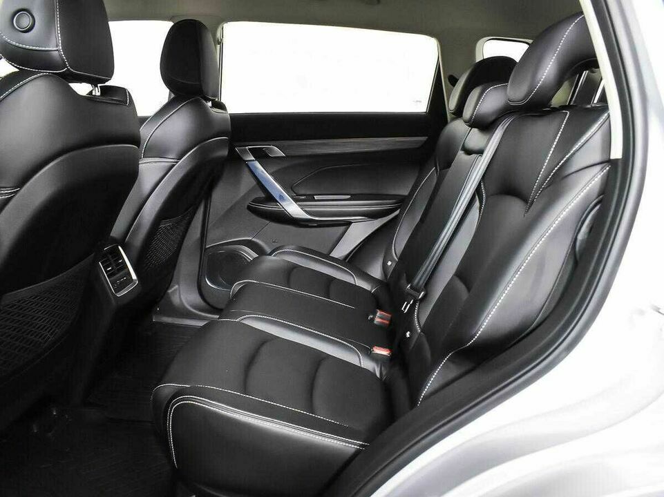 Geely atlas pro робот 2021 с пробегом 5 000 км, фото №5