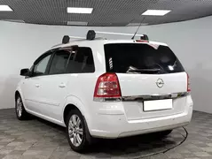 Opel Zafira, фото №7