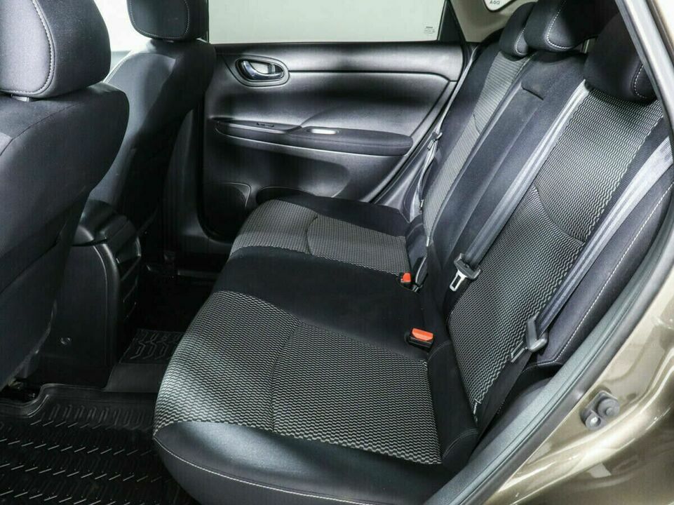 Nissan Tiida II, фото №10