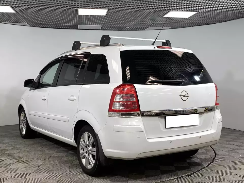 Opel Zafira, фото №7