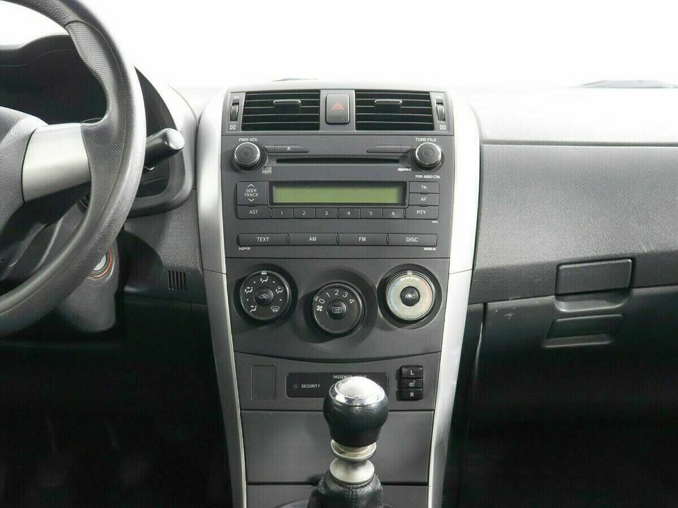 Toyota Corolla X (E140, E150) Рестайлинг, фото №8