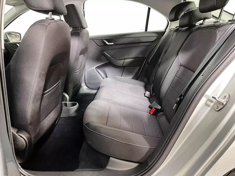 Skoda Rapid, фото №10