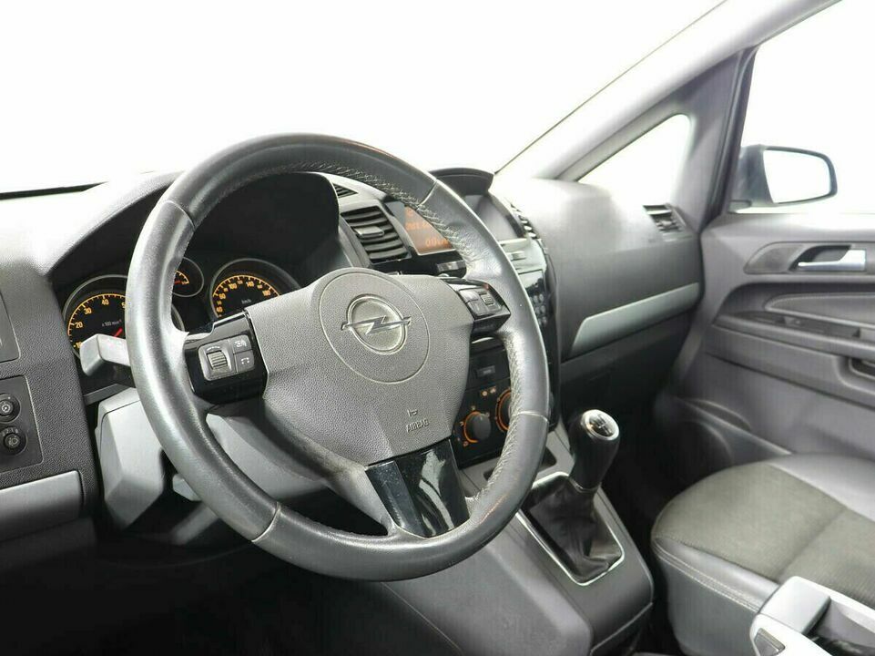 Opel Zafira B Рестайлинг, фото №6