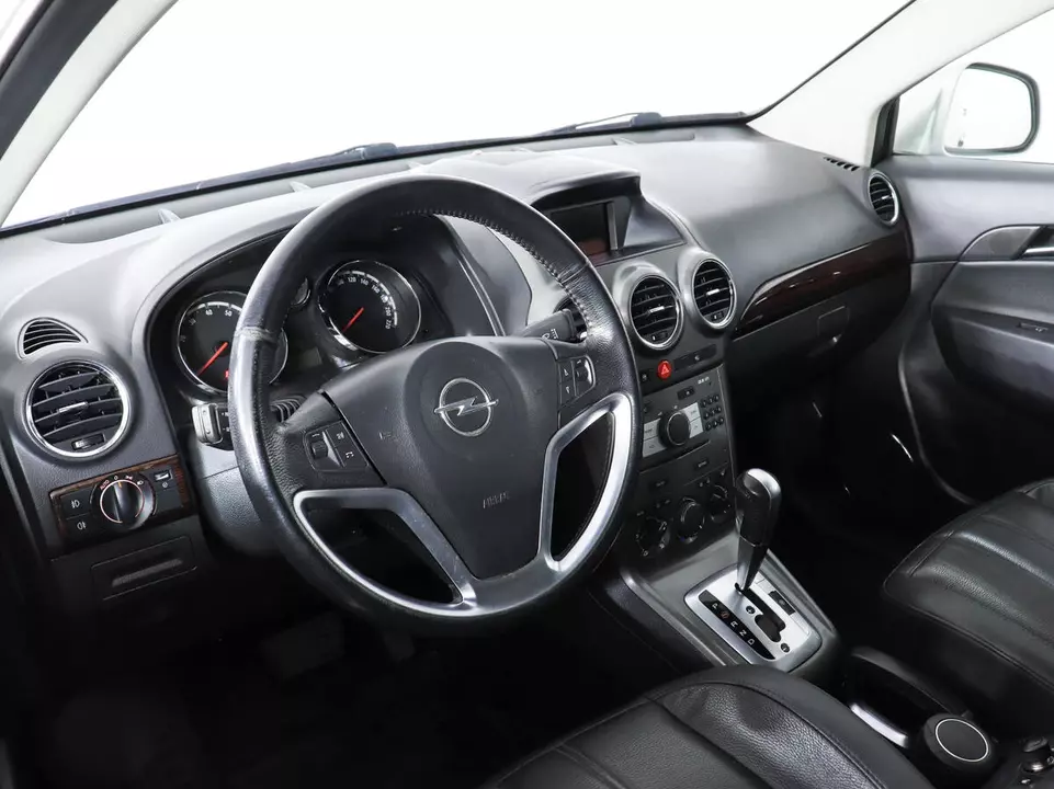 Opel Antara, фото №9