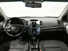 Kia Cerato 6-speed II, фото №5
