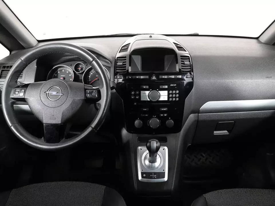 Opel Zafira, фото №8