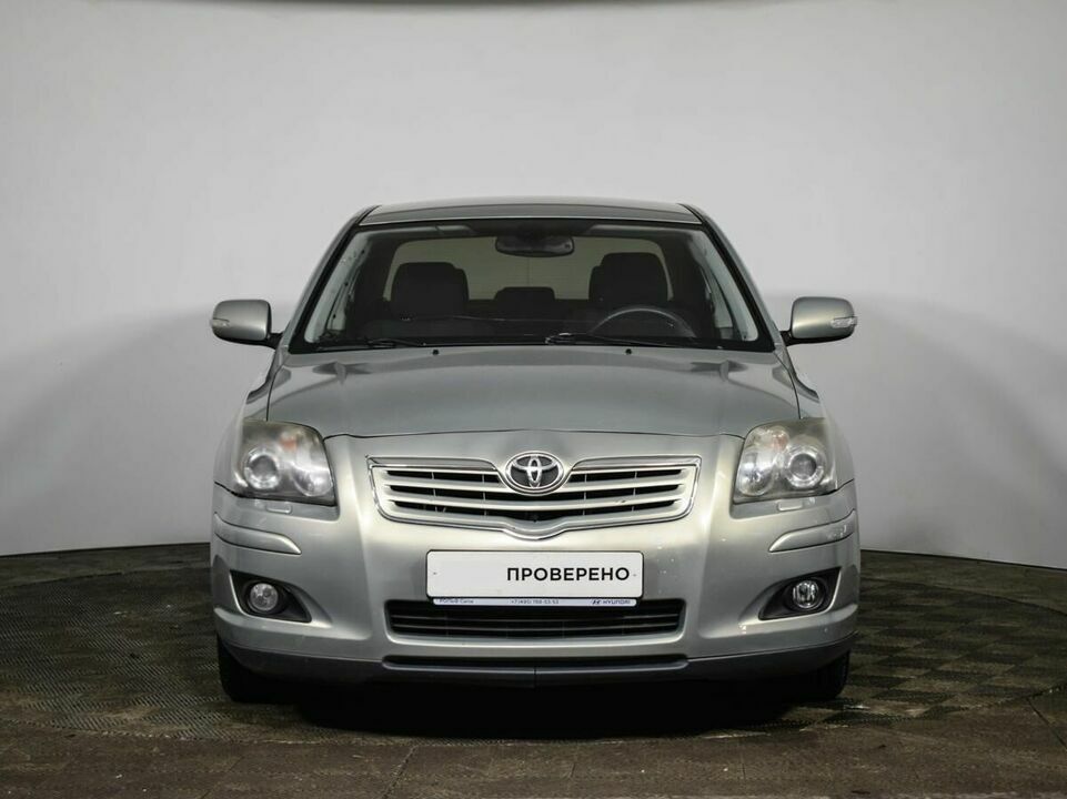 Toyota Avensis, фото №2