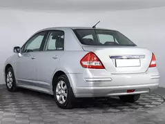 Nissan Tiida, фото №7