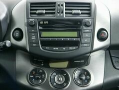 Toyota RAV4 2.0 Вариатор, фото №9