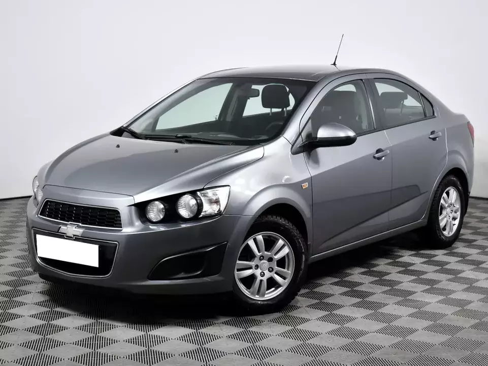 Chevrolet Aveo, фото №1