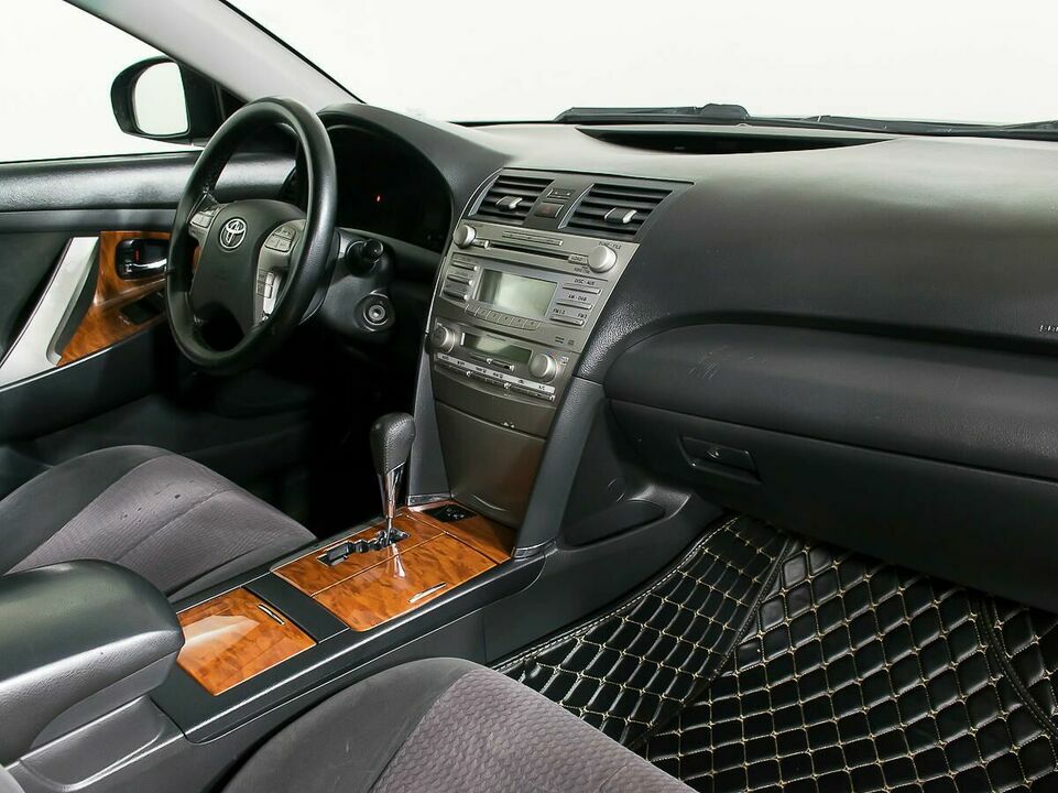 Toyota Camry, фото №5