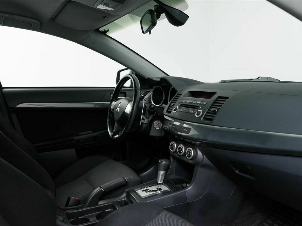 Mitsubishi Lancer, фото №6