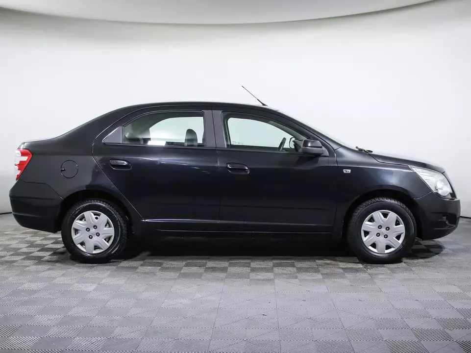 Chevrolet Cobalt, фото №4