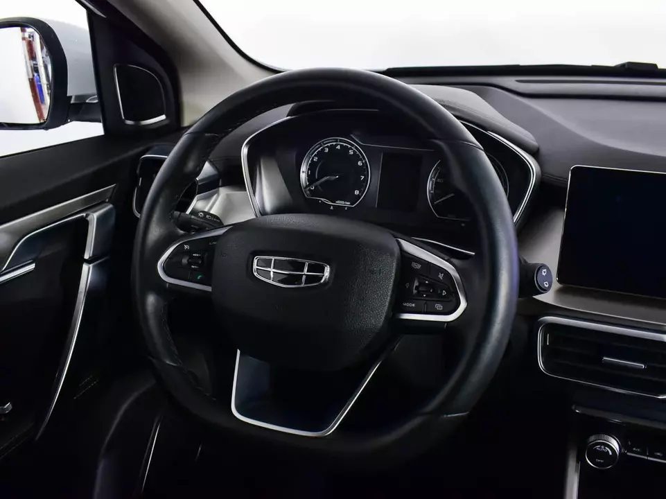 Geely Coolray, фото №14