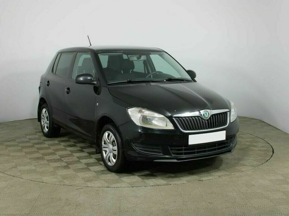 Skoda Fabia II Рестайлинг, фото №2