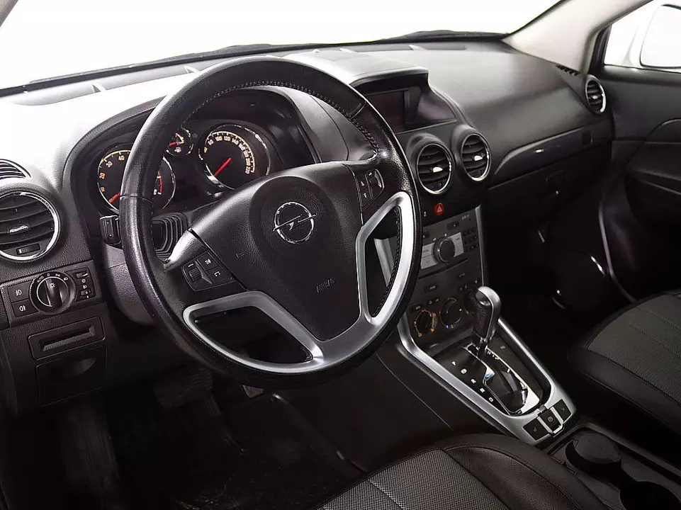 Opel Antara, фото №15